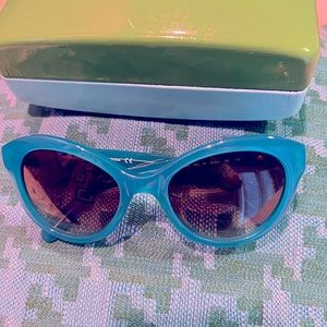 Kate Spade sunglasses with case.